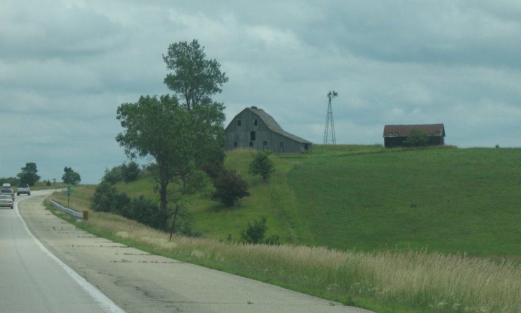 Old barn and windmill, Кантон
