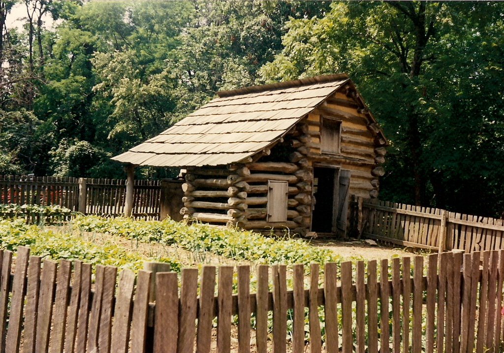 Log Cabin, Кантон