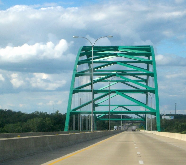 Abraham Lincoln Memorial Bridge, view from the south, Ла Салл