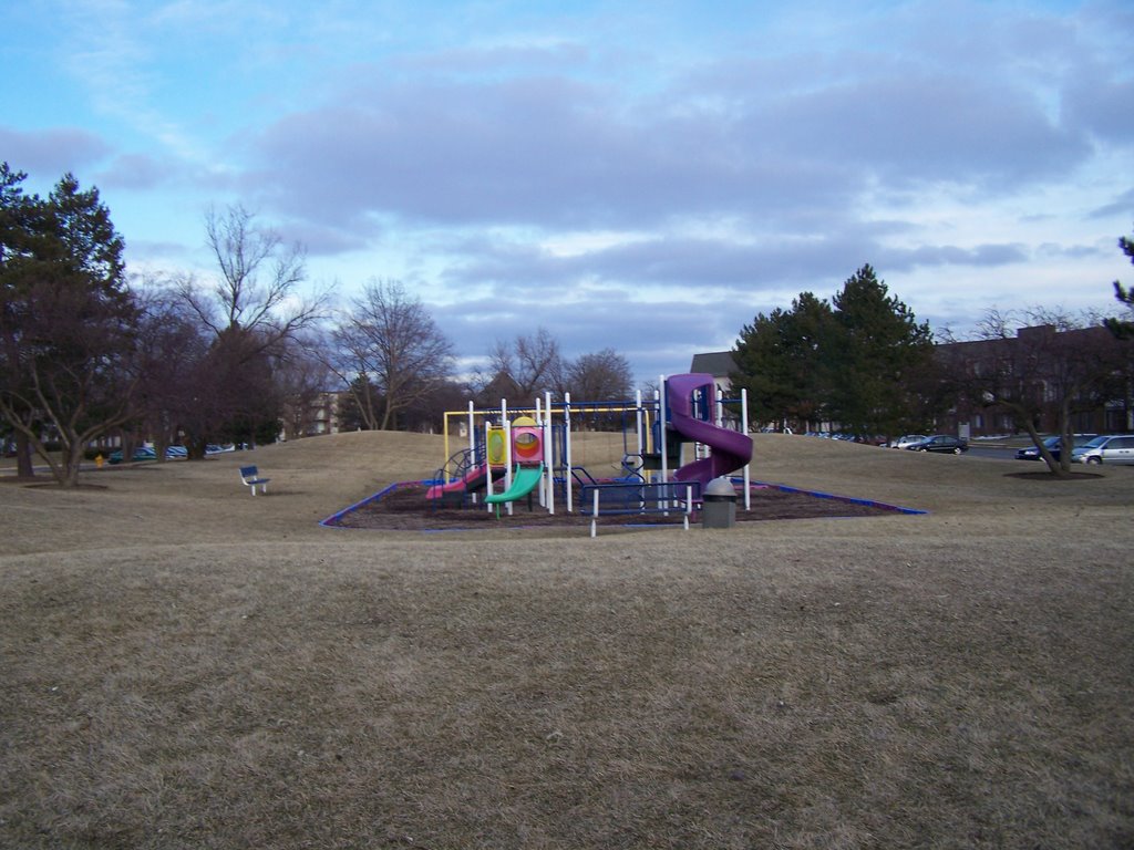 Playground, International Village, Lombard, Ломбард