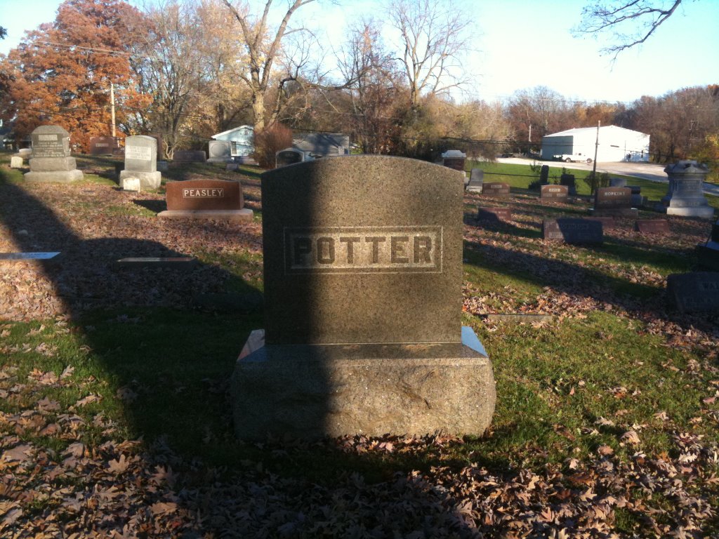 Macomb Oakwood Cemetery, Макомб
