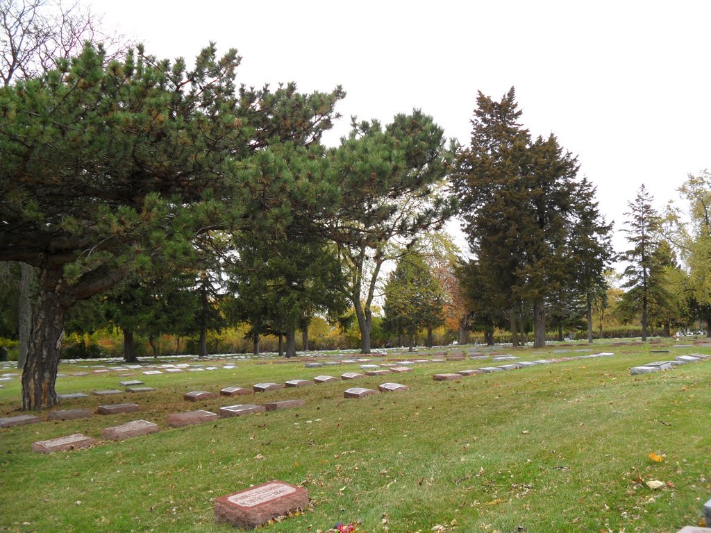 Acacia Park Cemetery, Норридж
