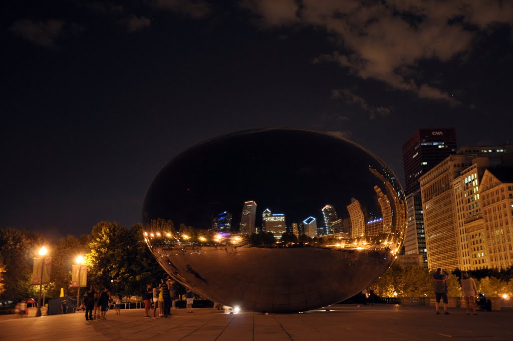 Cloud Gate @ night / Millennium Park (looking South reflecting North), Чикаго