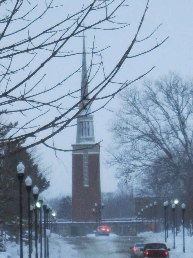 Snowy day on the Anderson University campus, Андерсон