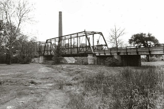 The Old 10th Street Bridge, Андерсон