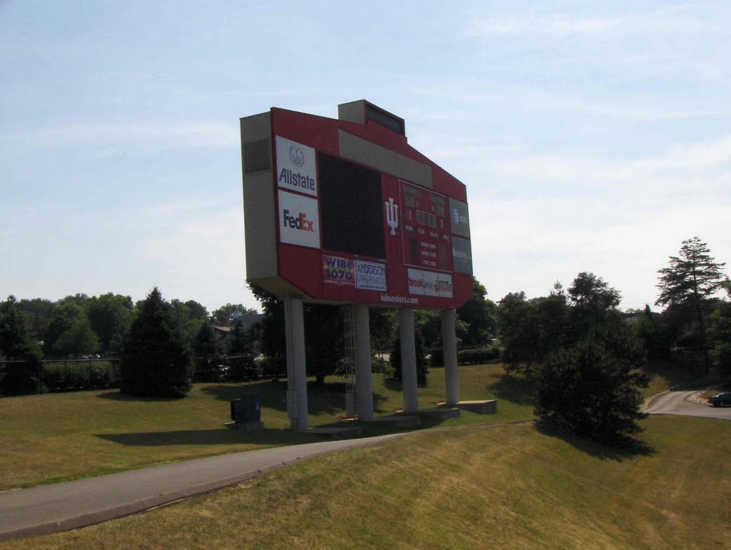 Indiana University Bloomington Memorial Stadium, GLCT, Блумингтон