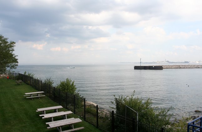 View from Indiana Harbor Yacht Club, East Chicago Marina, Брук
