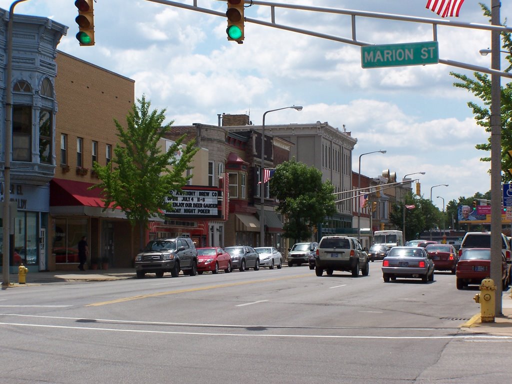 Main Street, south from Marion, Elkhart, Indiana, July 2009, Елкхарт