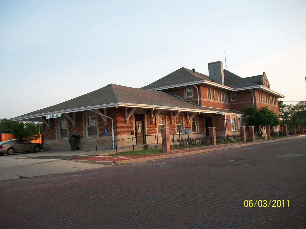 Train passenger depot; Elkhart, IN, Елкхарт