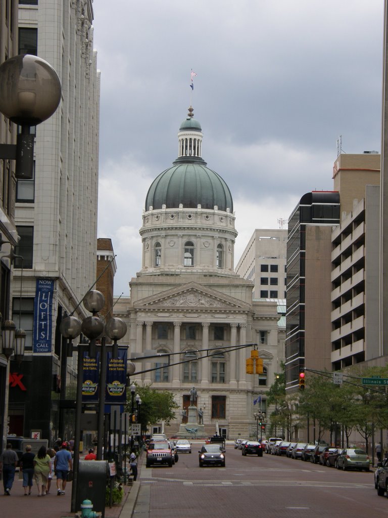 Indiana State Capitol (down E Market St), Индианаполис