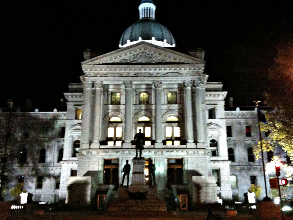 Indiana State House at night, Индианаполис