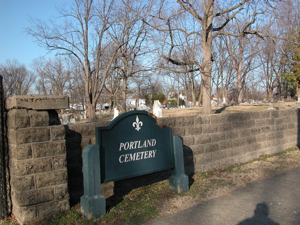 Portland Cemetery, Bank Street, Louisville, Kentucky, Нью-Олбани