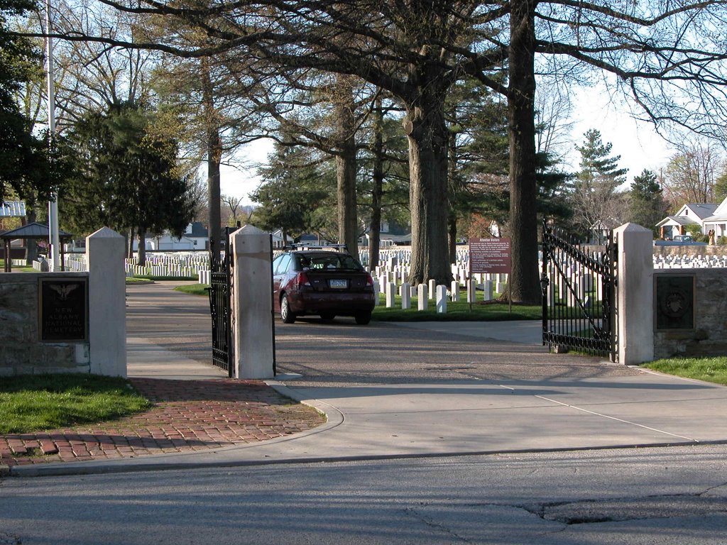 Entrance to New Albany National Cemetery, Ekin Avenue, New Albany, Indiana, Нью-Олбани