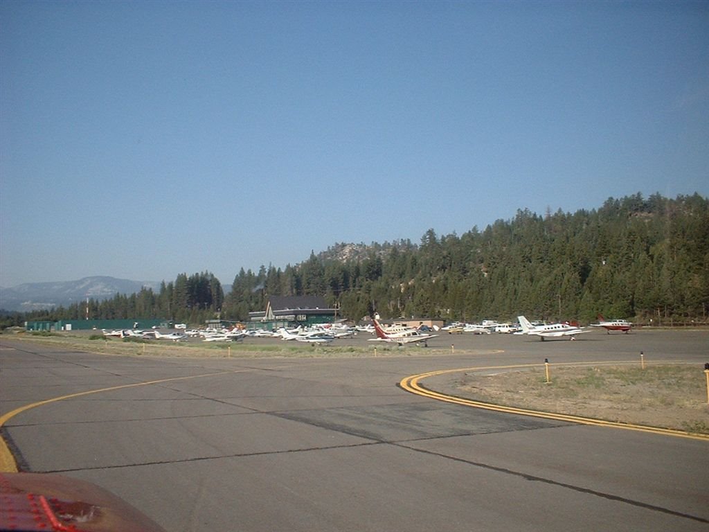 South Lake Tahoe Airport KTVL, Тахо