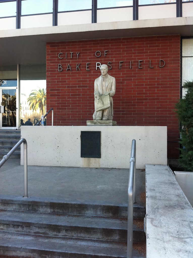 Bakersfield City Hall, Бакерсфилд