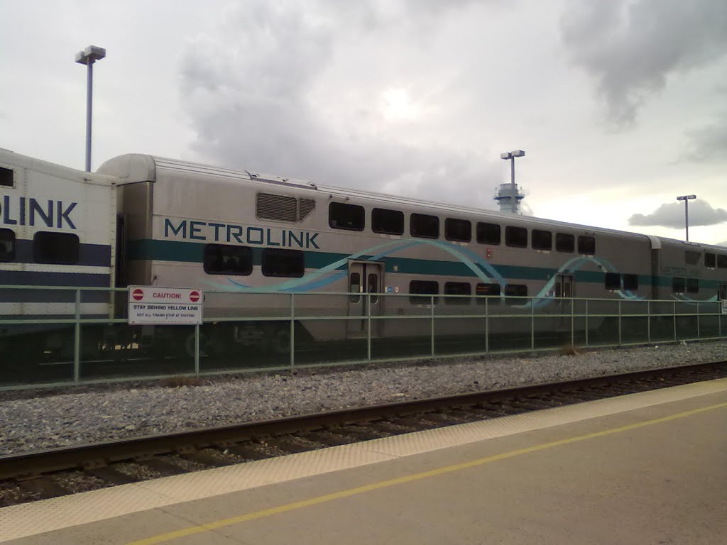 metrolink at burbank station, Барбэнк