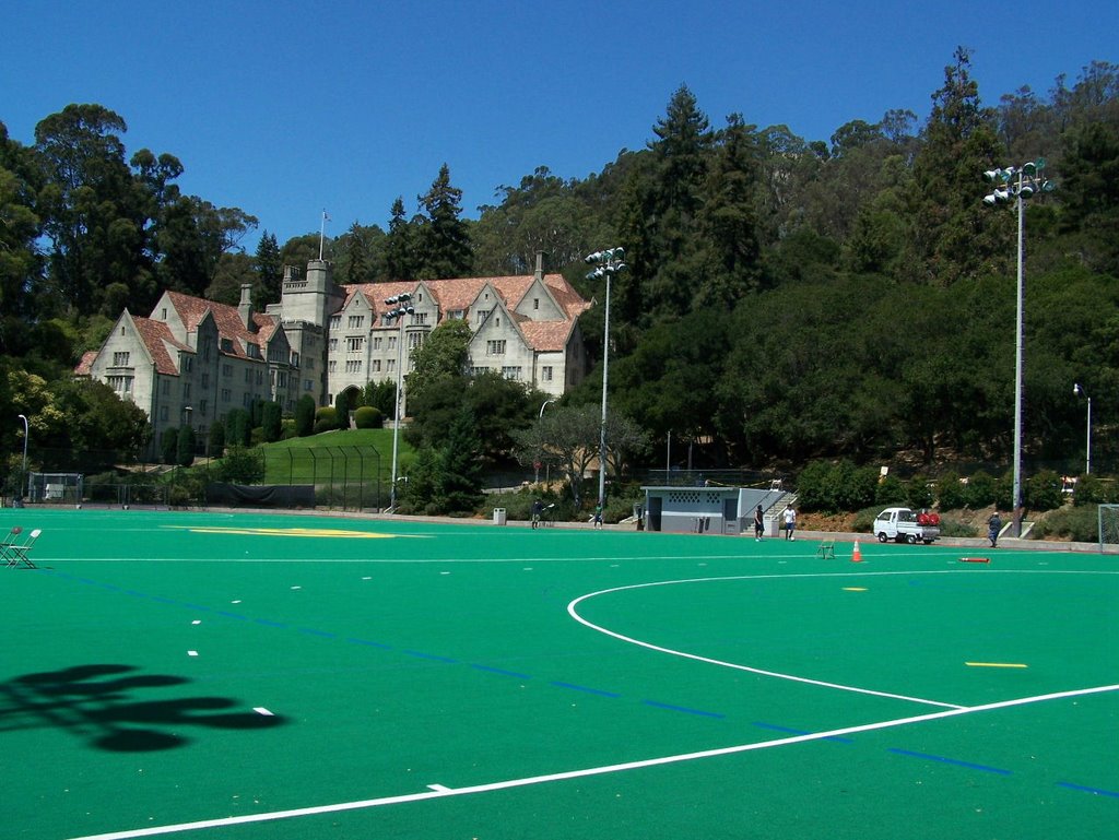 * Berkeley - Campus of the UCB, Bowles Hall *, Беркли