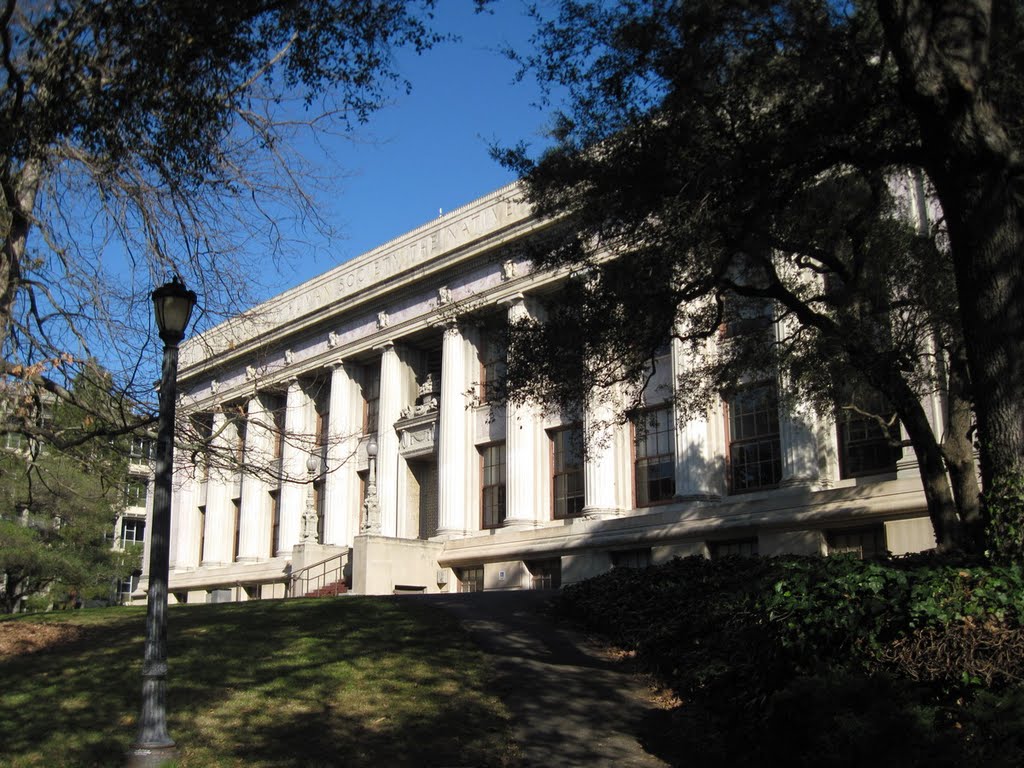 2011-12-08: The Hilgard Hall, University of California at Berkeley., Беркли