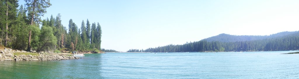 Bass Lake Wide View, Валнут-Парк