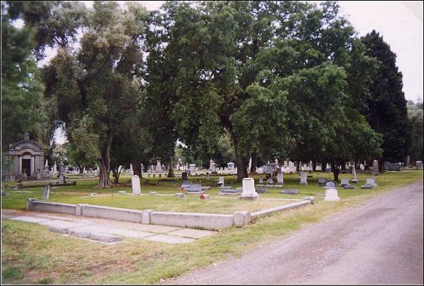 Woodland Cemetery, Вудленд