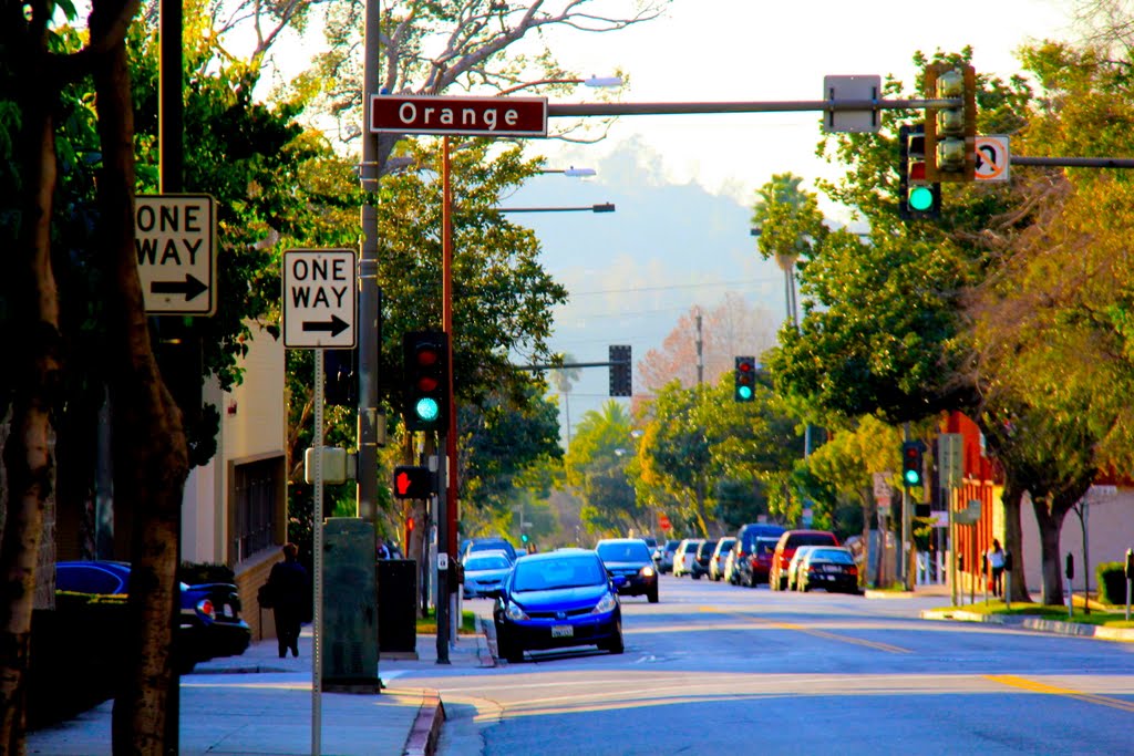 Looking down Lexington Ave. near Brand Blvd., Glendale, CA, Глендейл
