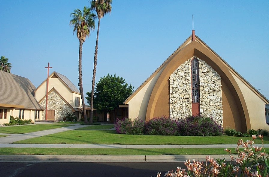 Downey Adventist Church, Дауни