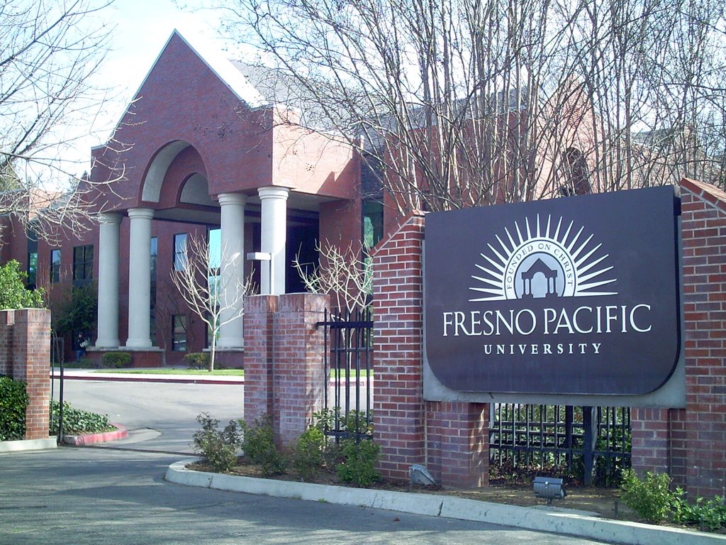 Fresno Pacific University Fresno, Ca., Истон