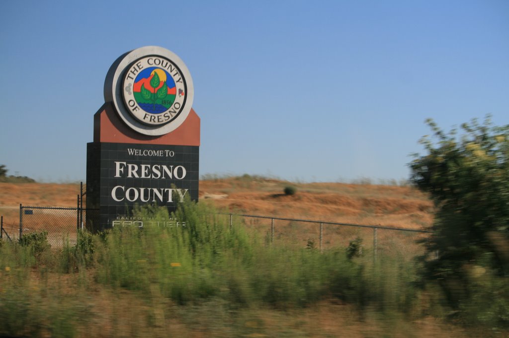 Fresno, Ca., Истон