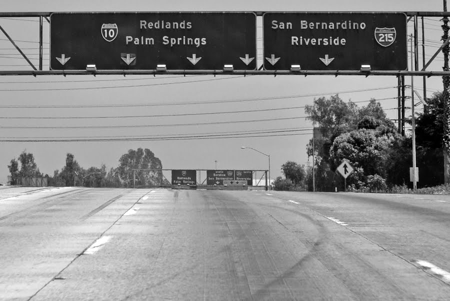 10 Palm Springs San Bernardino Freeway  by David Thornell www.davidthornell.com, Колтон