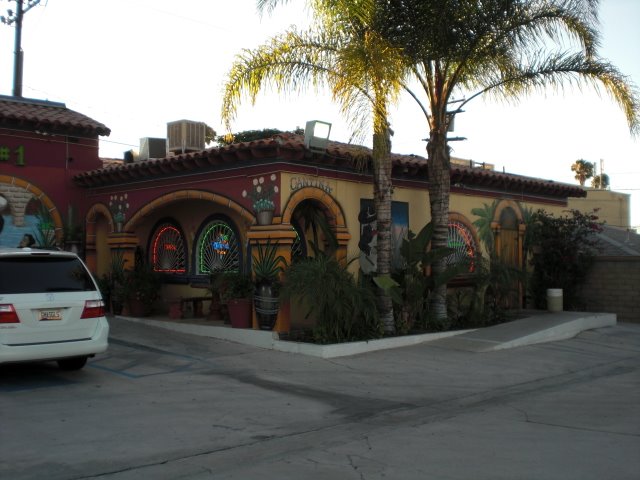 El Acapulco Restaurante, Корона