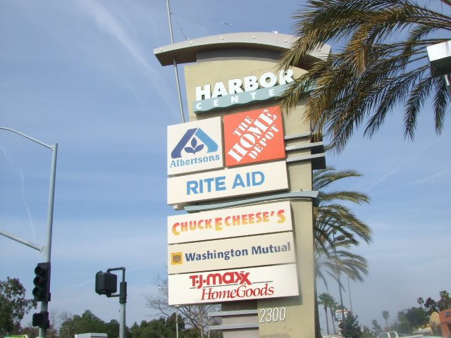 Harbor Center Street Signage (Albertsons, The Home Depot, Rite Aide, Chuck E Cheeses, Washington Mutual, TJ MAXX Home Goods, Коста-Меса