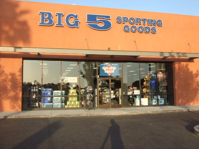 Big 5 Sporting Goods Store, Коста-Меса