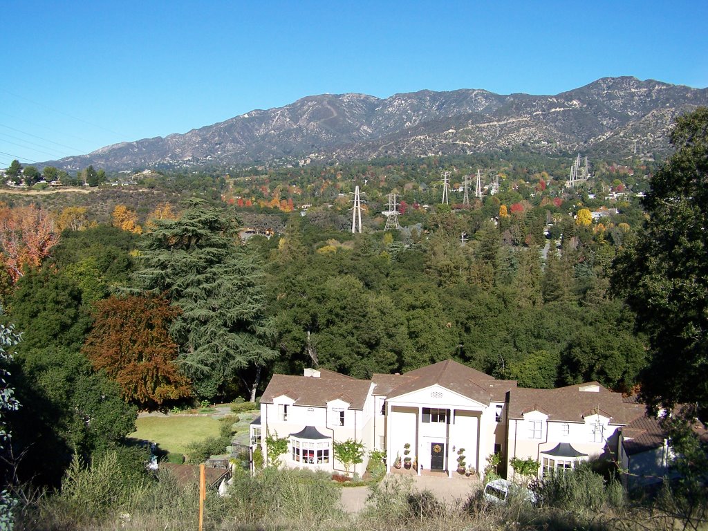 View from above the Boddy House overlooking La Canada-Flintridge and looking towards the Crescenta Valley, Ла-Канада