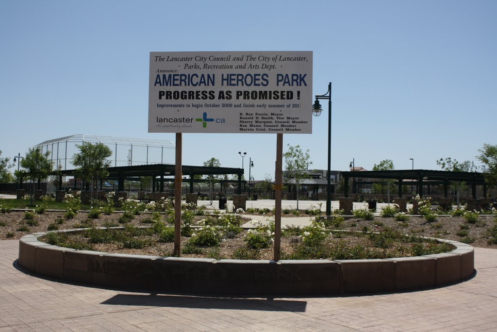 American Heroes Park in Lancaster, West Entrance, Ланкастер