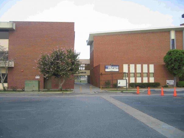 Lakewood Christian Schools, pK to 8th gr, Лейквуд