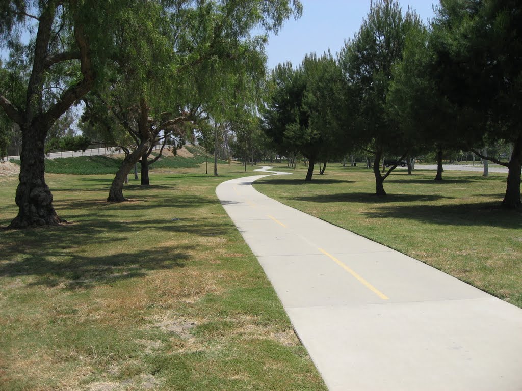 El Dorado Park Walking & Bike Path, Лос Аламитос