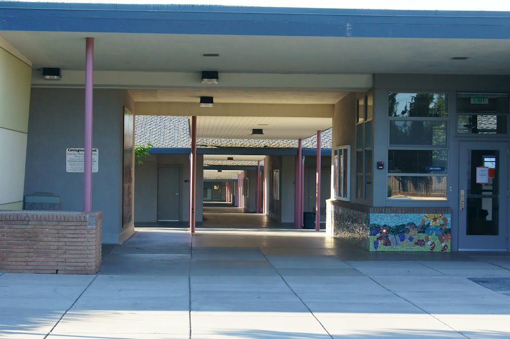 Covington school, Palo Alto, Лос-Альтос