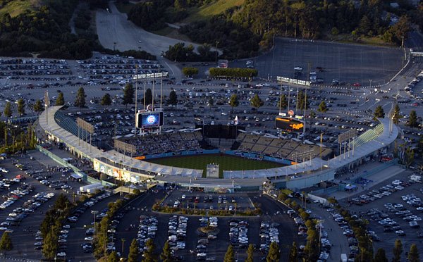 Dodger Stadium aerial, Лос-Анжелес