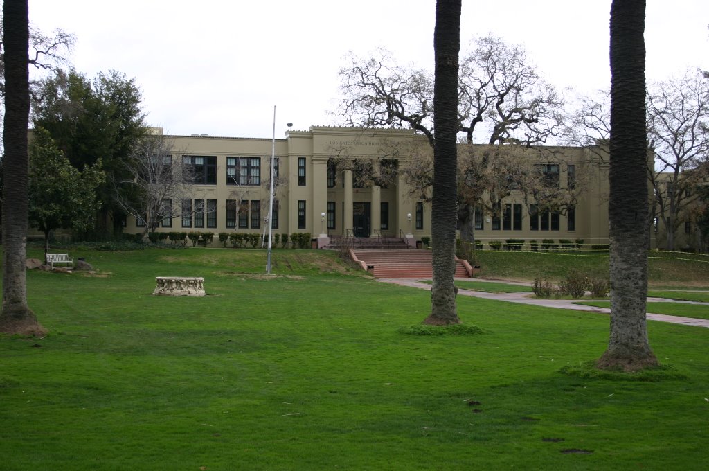 Los Gatos Union High School, Лос-Гатос