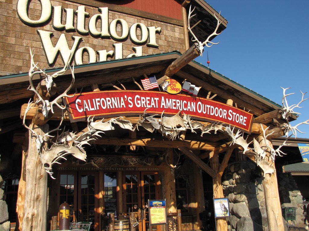 Californias Great American Outdoor Store, Мантека