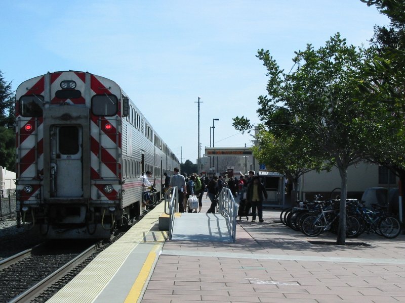 Palo Alto Station, Менло-Парк