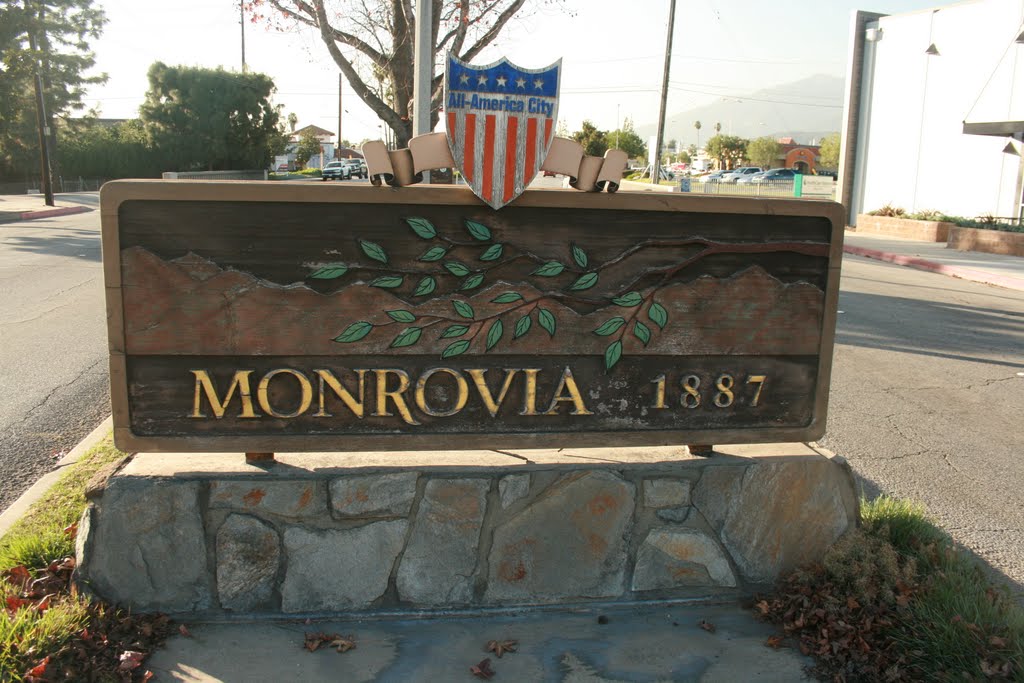 Welcome to Monrovia, Монровиа