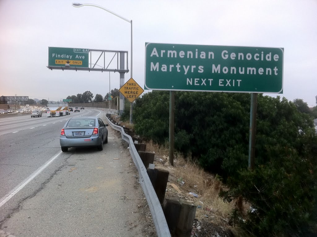 Genocide Monument Sign by Pomona Freeway, Монтебелло