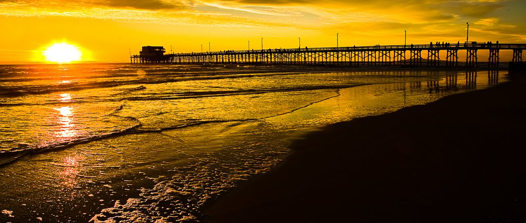 Sunset Over Newport Beach Pier, Ньюпорт-Бич