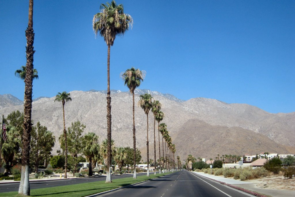 Фото East Tahquitz Canyon way, Palm Springs, CA в городе Палм-Спрингс.