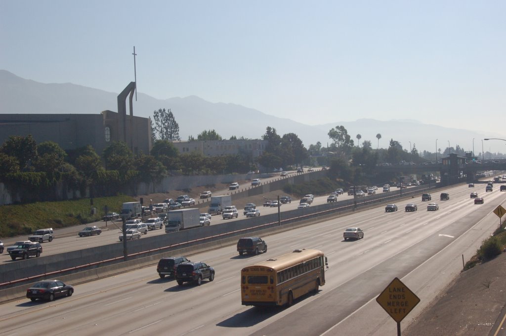 foothill fwy pasadena, Пасадена