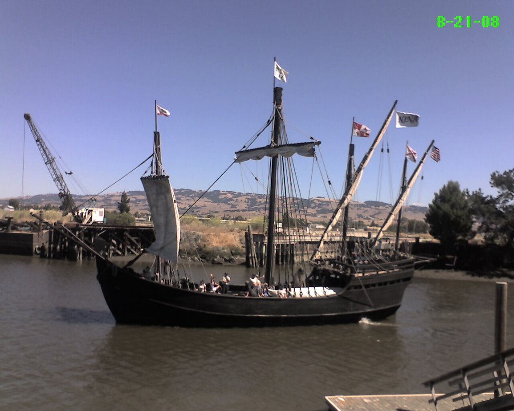 Pirate Boat up Petaluma River, Петалума