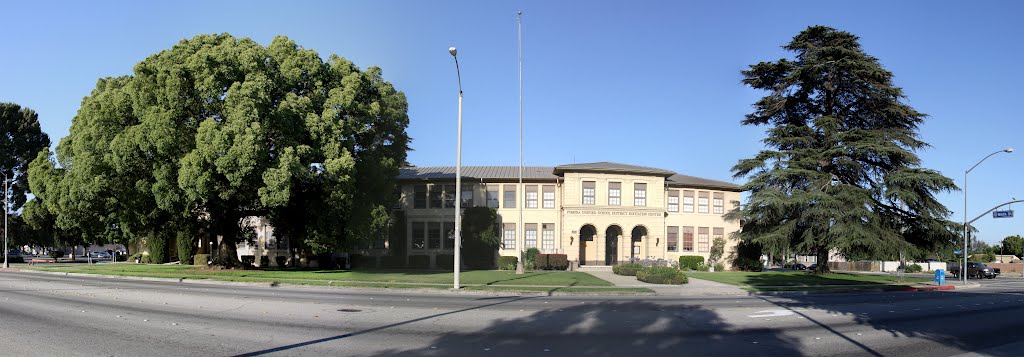 Pomona Unified School District, Помона