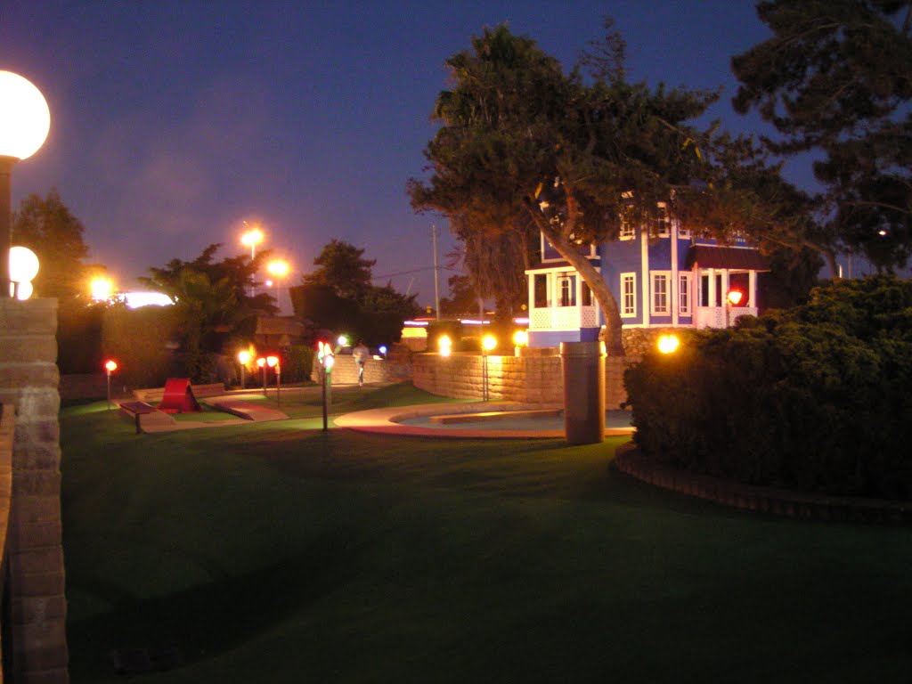 Malibu Miniature golf, 2008, Редвуд-Сити
