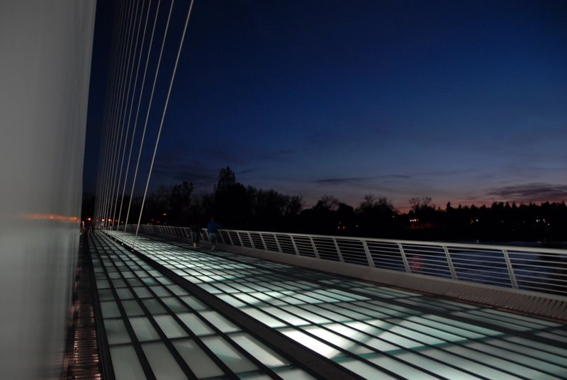Sundial Bridge Deck at Sunset, Реддинг